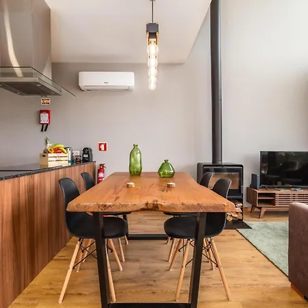 Σαλέ Casas Bouro 1 Casa Hortencias *