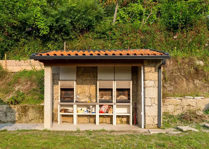 Casas Bouro 1 Casa Hortencias Chalet